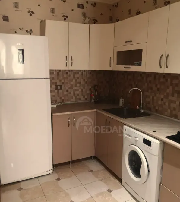 იყიდება 2 ოთახიანი ბინას 63მ² 13/15 სართ თბილისი - photo 6