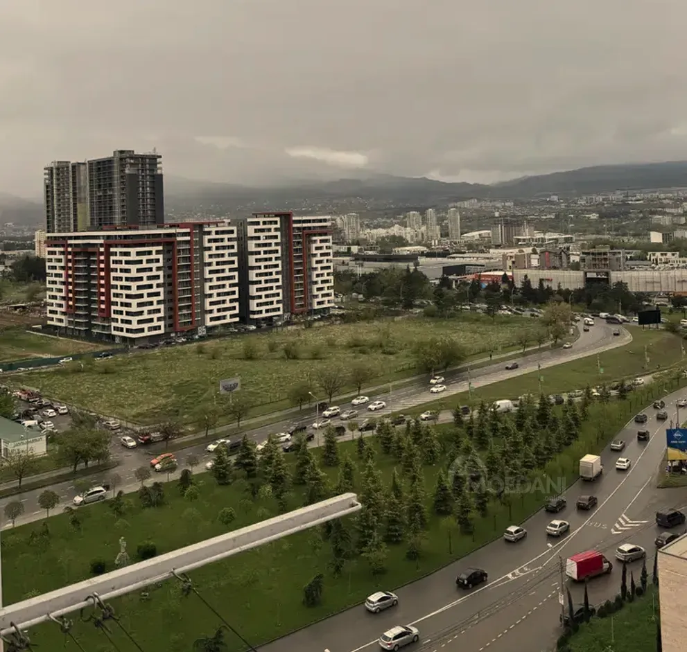 იყიდება 2 ოთახიანი ბინას 63მ² 13/15 სართ თბილისი - photo 2