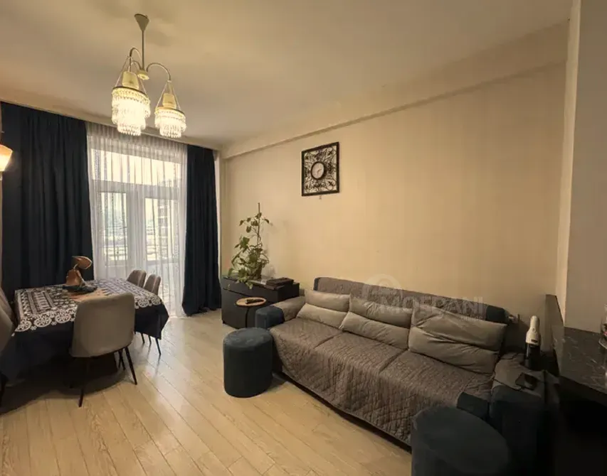 იყიდება 3 ოთახიანი ბინას 63მ² 13/15 სართ თბილისი - photo 1