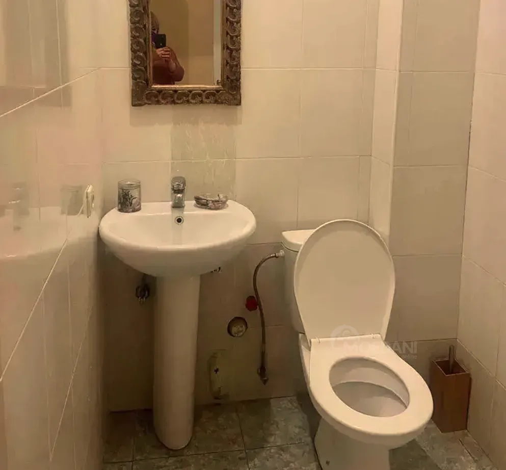 Продам 3-комн. квартиру 140м² 2/6 эт. Тбилиси - изображение 3