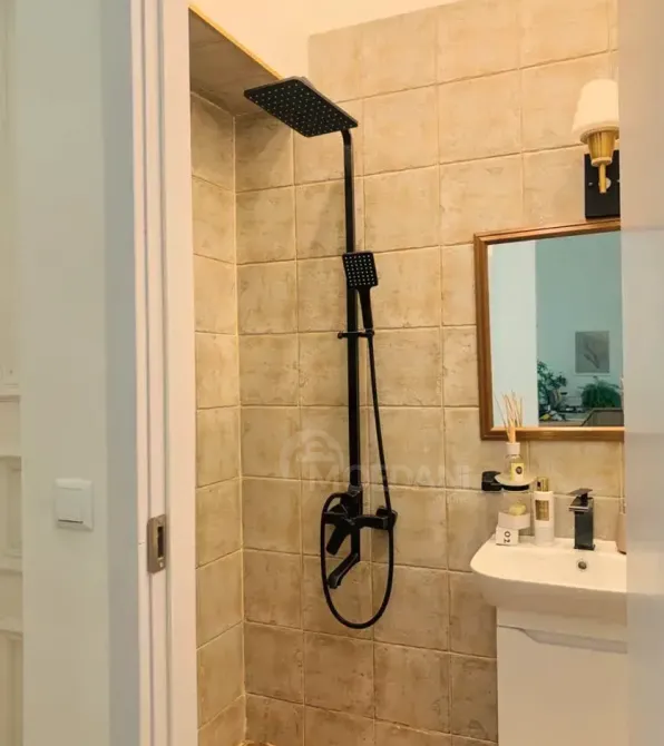 Продам 2-комн. квартиру 41м² 3/3 эт. Тбилиси - изображение 2