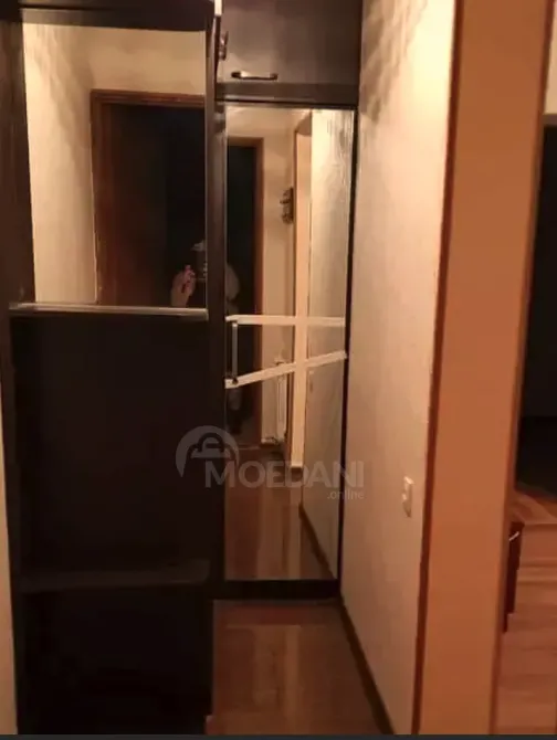 Сдам 2-комн. квартиру 55м² 2/5 эт. Тбилиси - изображение 2