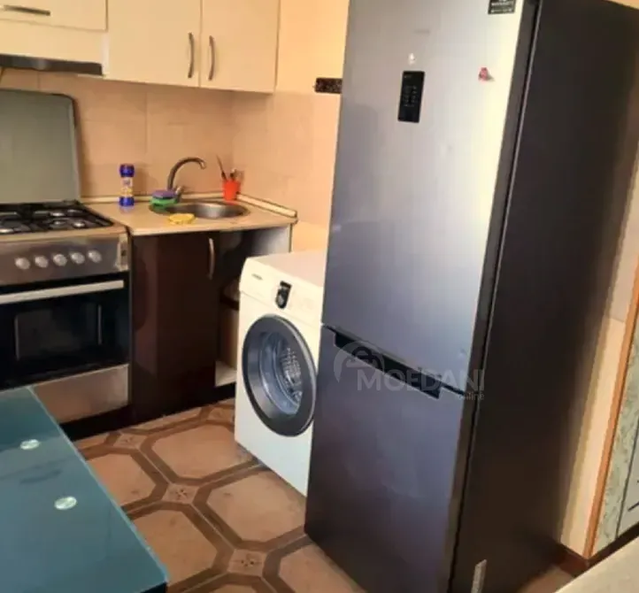 Сдам 2-комн. квартиру 55м² 2/4 эт. Тбилиси - изображение 3