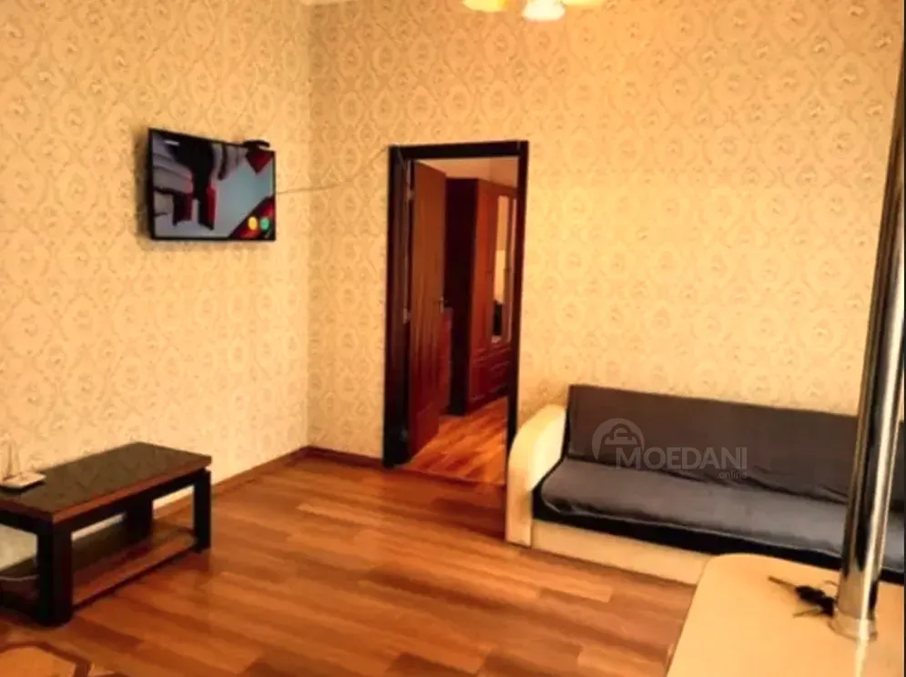 Сдам 2-комн. квартиру 55м² 2/4 эт. Тбилиси - изображение 1