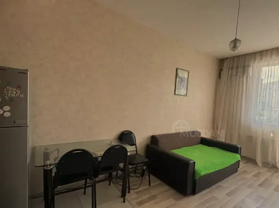 ქირავდება 2 ოთახიანი ბინა 50მ² 4/15 სართ თბილისი - photo 1