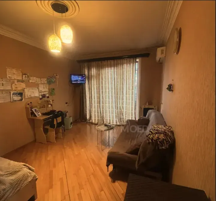 Сдам 2-комн. квартиру 40м² 8/8 эт. Тбилиси - изображение 1