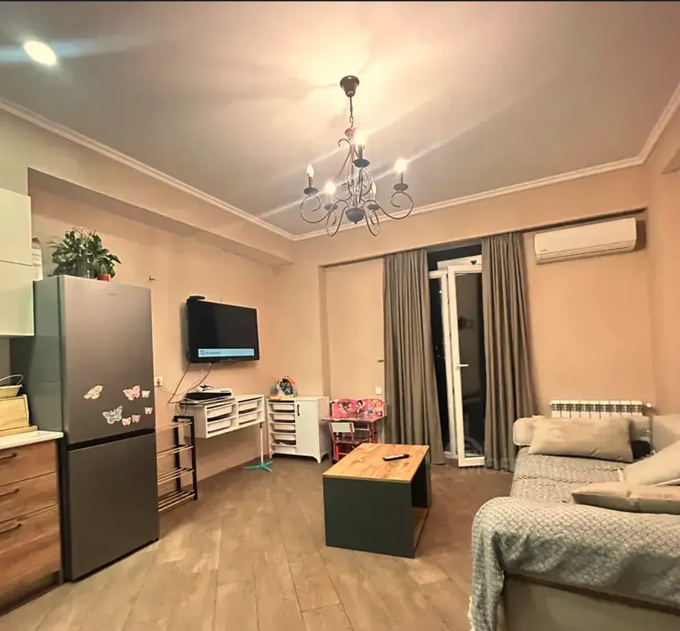 Продам 4-комн. квартиру 136.4м² 8/16 эт. Тбилиси - изображение 1