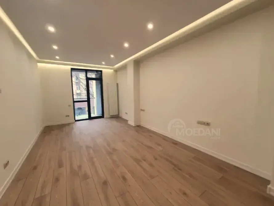 Ქირავდება საოფისე კომერციული ფართი ვაკეში თბილისი - photo 9