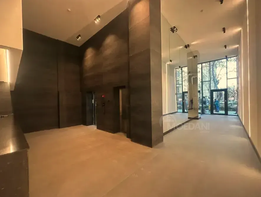 Ქირავდება საოფისე კომერციული ფართი ვაკეში თბილისი - photo 1