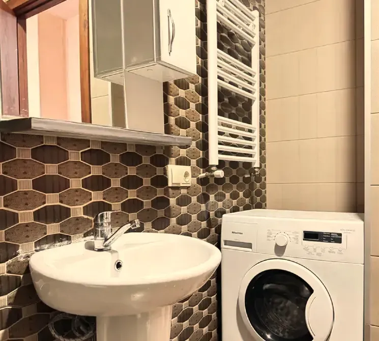 იყიდება 3 ოთახიანი ბინას 70მ² 9/9 სართ თბილისი - photo 4