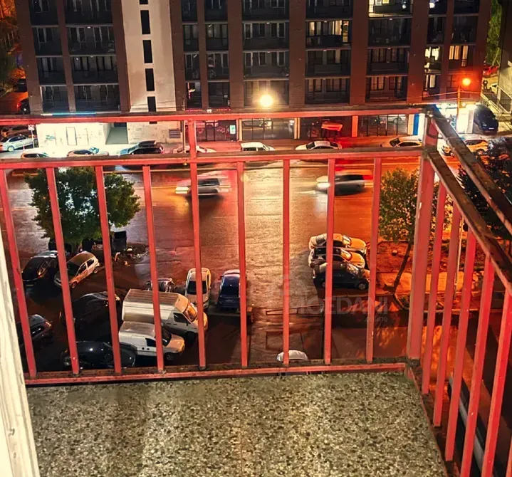 იყიდება 3 ოთახიანი ბინას 70მ² 9/9 სართ თბილისი - photo 3