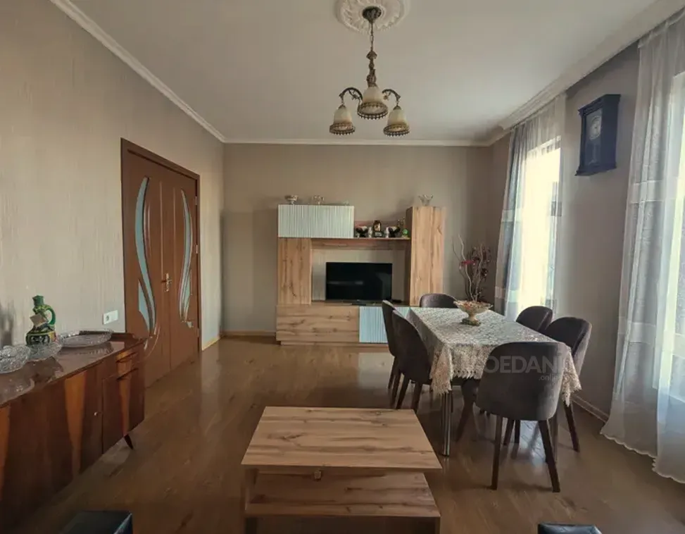 House for sale 451м² Tbilisi - photo 1
