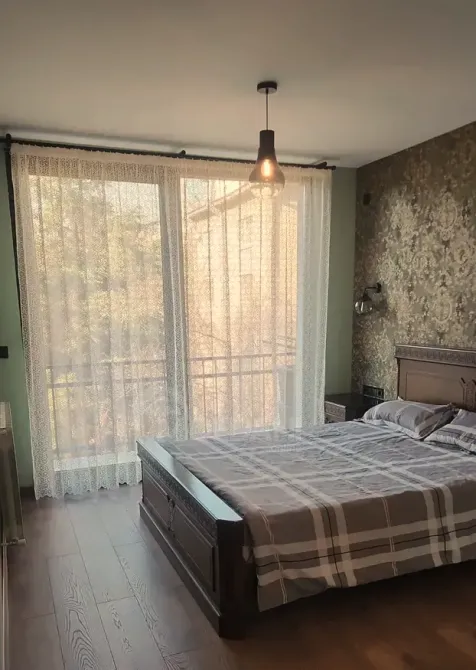 ქირავდება 3 ოთახიანი ბინა 140მ² 4/5 სართ თბილისი - photo 4