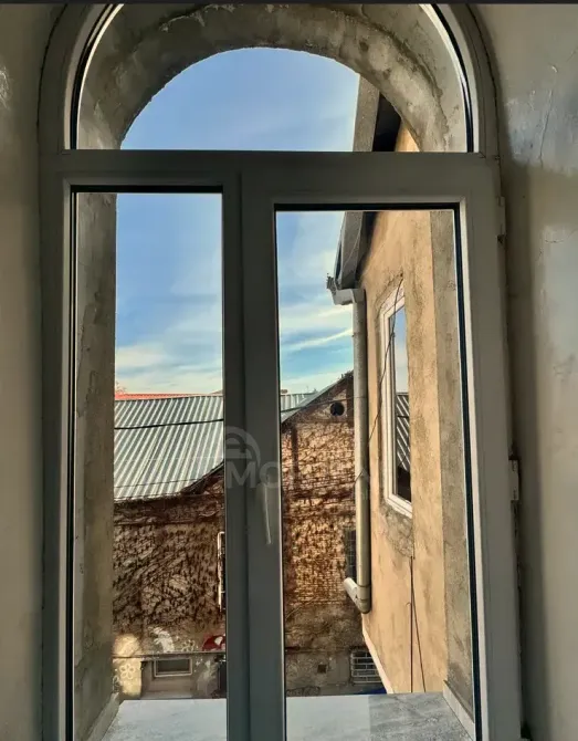 ქირავდება 2 ოთახიანი ბინა 65მ² 2/2 სართ თბილისი - photo 6