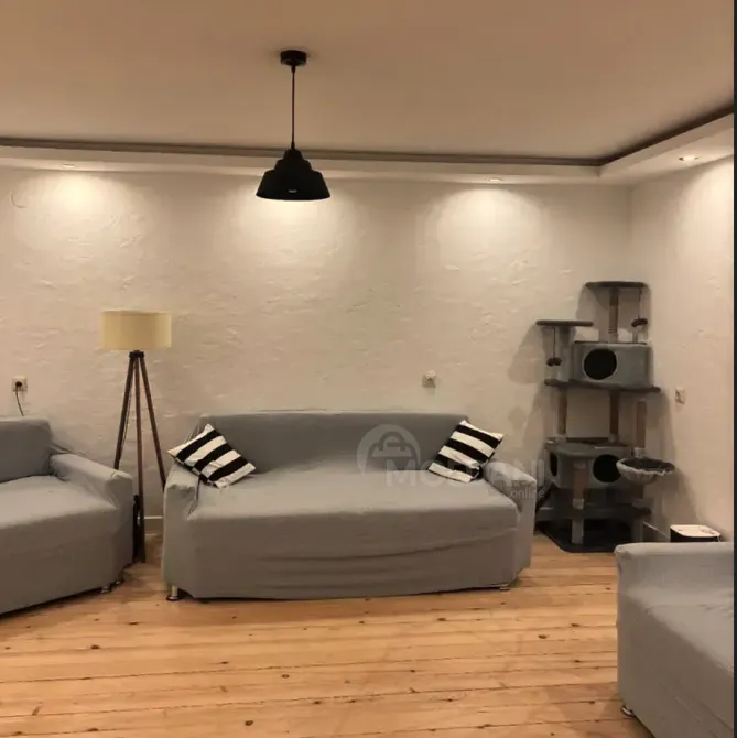 ქირავდება 3 ოთახიანი ბინა 35მ² 1/4 სართ თბილისი - photo 1