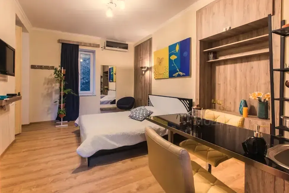 ქირავდება 1 ოთახიანი ბინა 35მ² 2/3 სართ თბილისი - photo 1