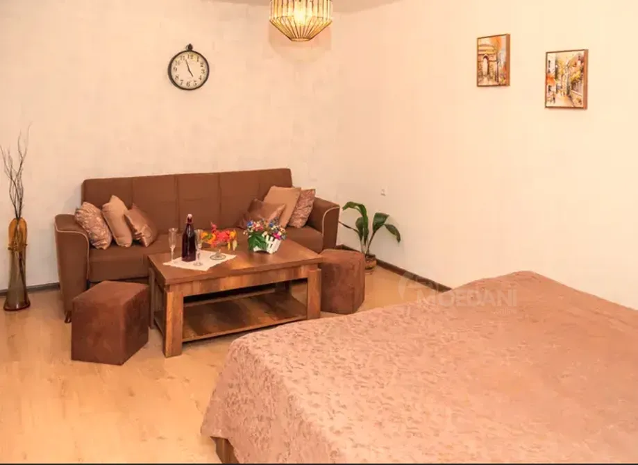 Сдам 2-комн. квартиру 50м² 1/1 эт. Тбилиси - изображение 1