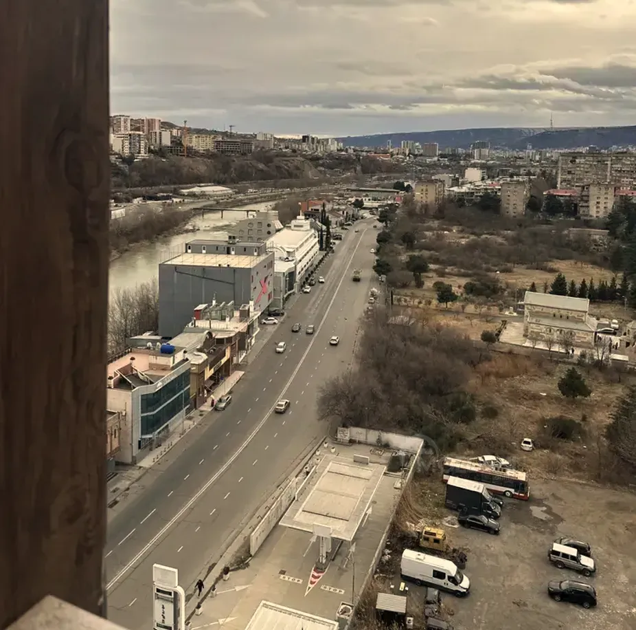 Продам 5-комн. квартиру 140м² 14/22 эт. Тбилиси - изображение 2