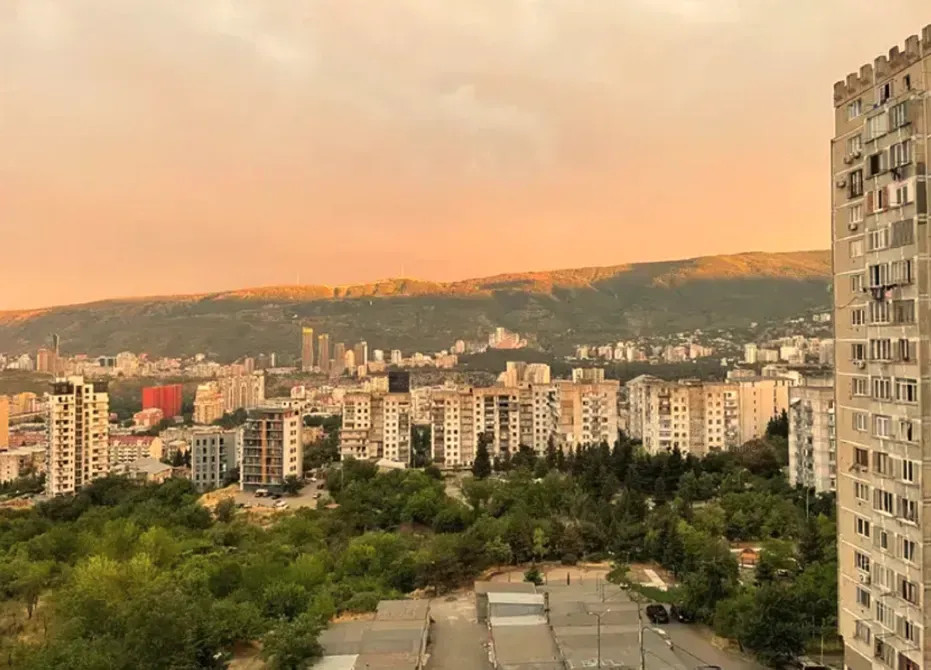 Apartments For Rent three-room 65м² 5/12 floor Tbilisi - photo 2