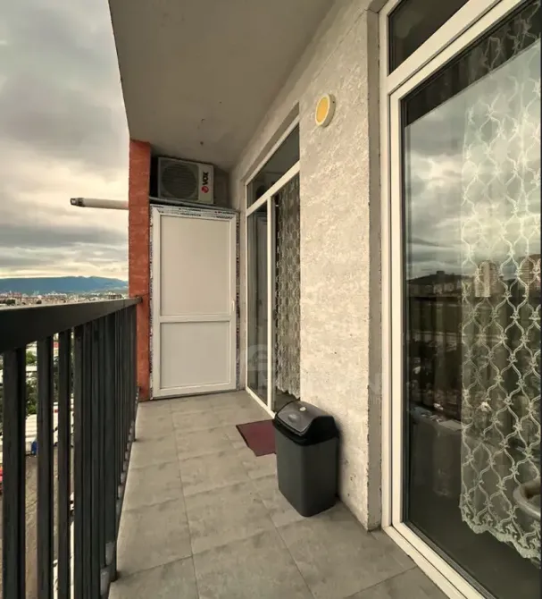 Apartments For Rent three-room 70м² 13/14 floor Tbilisi - photo 1