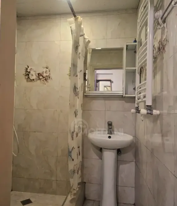 Сдам 2-комн. квартиру 50м² 3/5 эт. Тбилиси - изображение 2