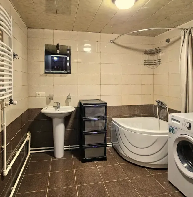 ქირავდება 2 ოთახიანი ბინა 48მ² 1/3 სართ თბილისი - photo 2