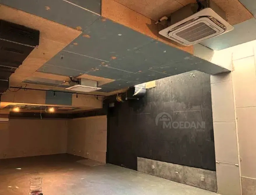 Universal commercial space for rent in Sololaki Tbilisi - photo 11