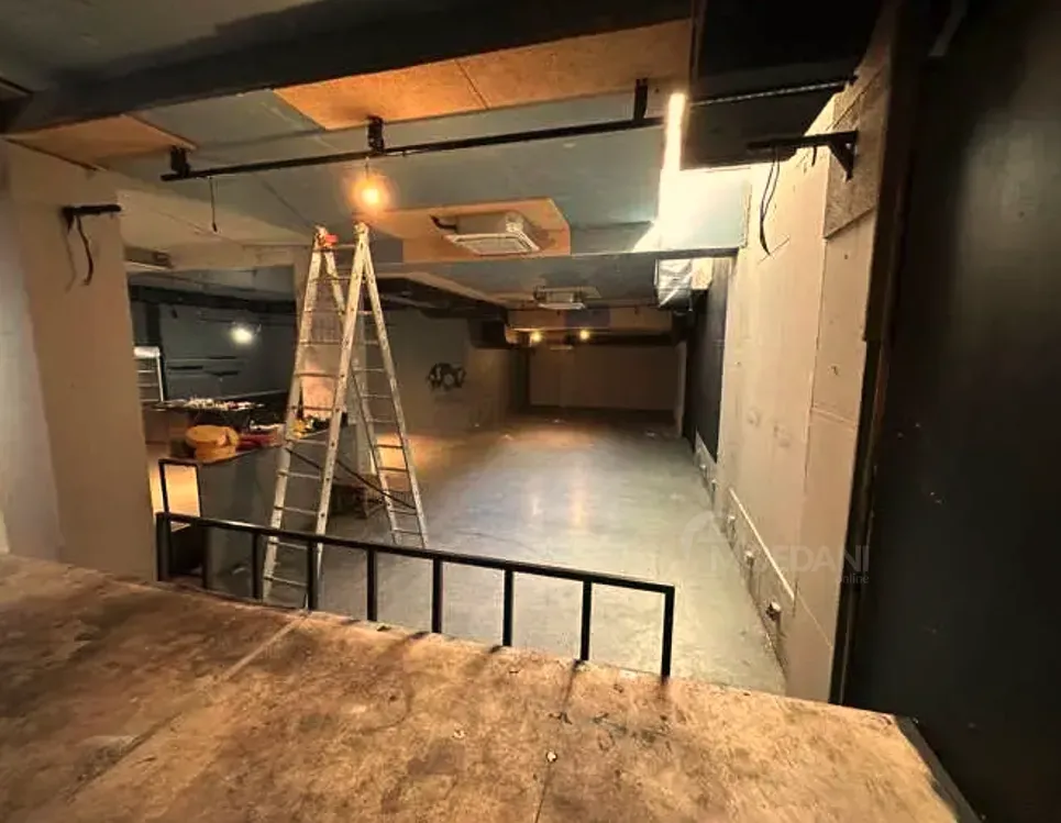 Universal commercial space for rent in Sololaki Tbilisi - photo 4