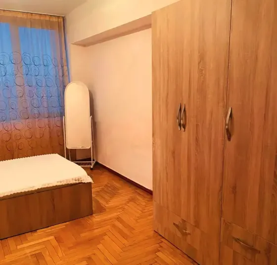 ქირავდება 3 ოთახიანი ბინა 100მ² 14/16 სართ თბილისი