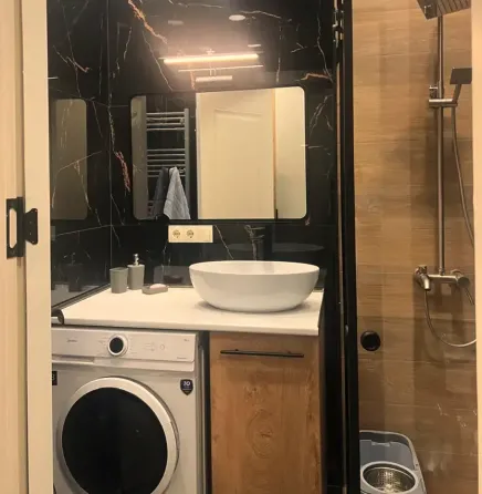 ქირავდება 2 ოთახიანი ბინა 60მ² 10/21 სართ თბილისი