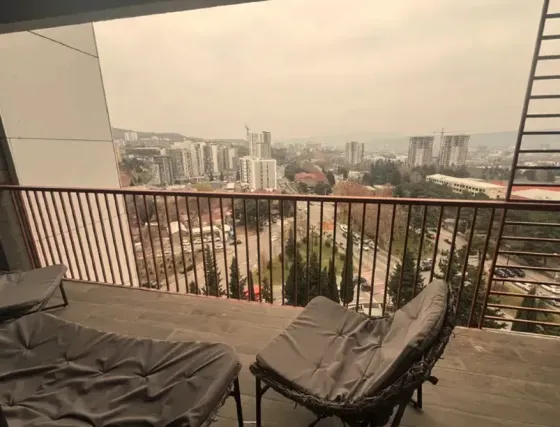 ქირავდება 2 ოთახიანი ბინა 60მ² 10/21 სართ თბილისი