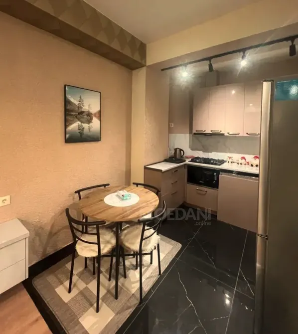 ქირავდება 2 ოთახიანი ბინა 60მ² 10/21 სართ თბილისი - photo 3