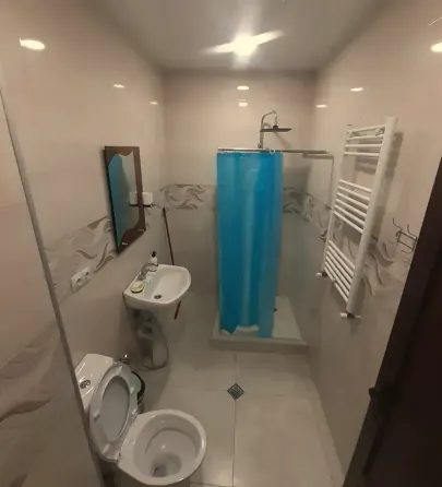 ქირავდება 3 ოთახიანი ბინა 65მ² 2/9 სართ თბილისი