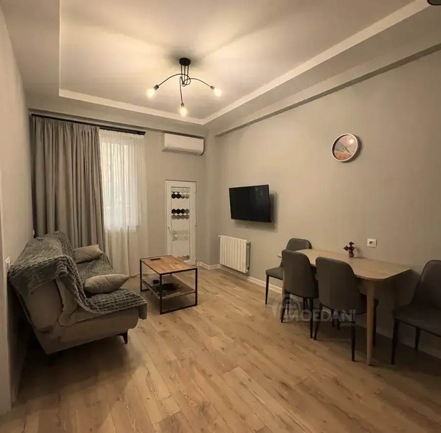 ქირავდება 2 ოთახიანი ბინა 40მ² 1/10 სართ თბილისი - photo 1