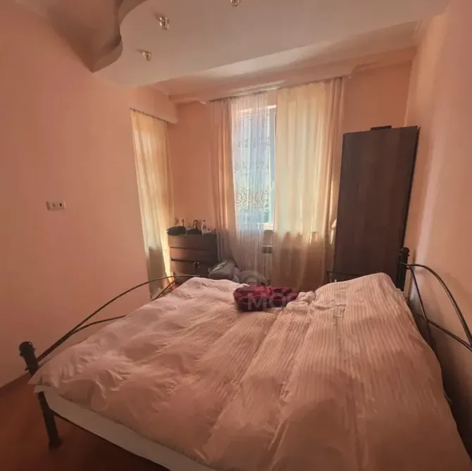 Იყიდება 2 ოთახიანი ბინას $138 000 თბილისში 73მ² 4/11 სართ თბილისი - photo 2