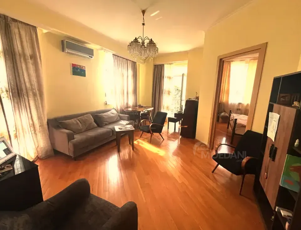 იყიდება 2 ოთახიანი ბინას 73მ² 4/11 სართ თბილისი - photo 1