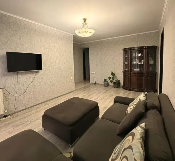 Продам 3-комн. квартиру 75м² 7/9 эт. Тбилиси