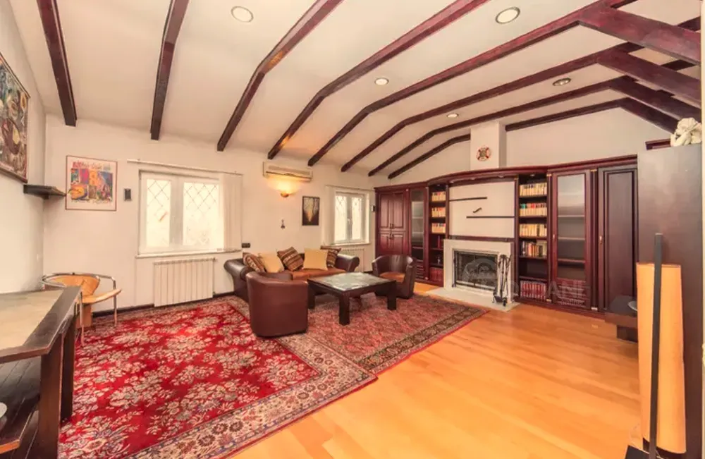 იყიდება 2 ოთახიანი ბინას 108მ² 5/5 სართ თბილისი - photo 2