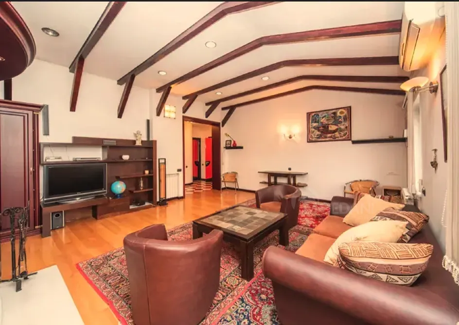 იყიდება 2 ოთახიანი ბინას 108მ² 5/5 სართ თბილისი - photo 5