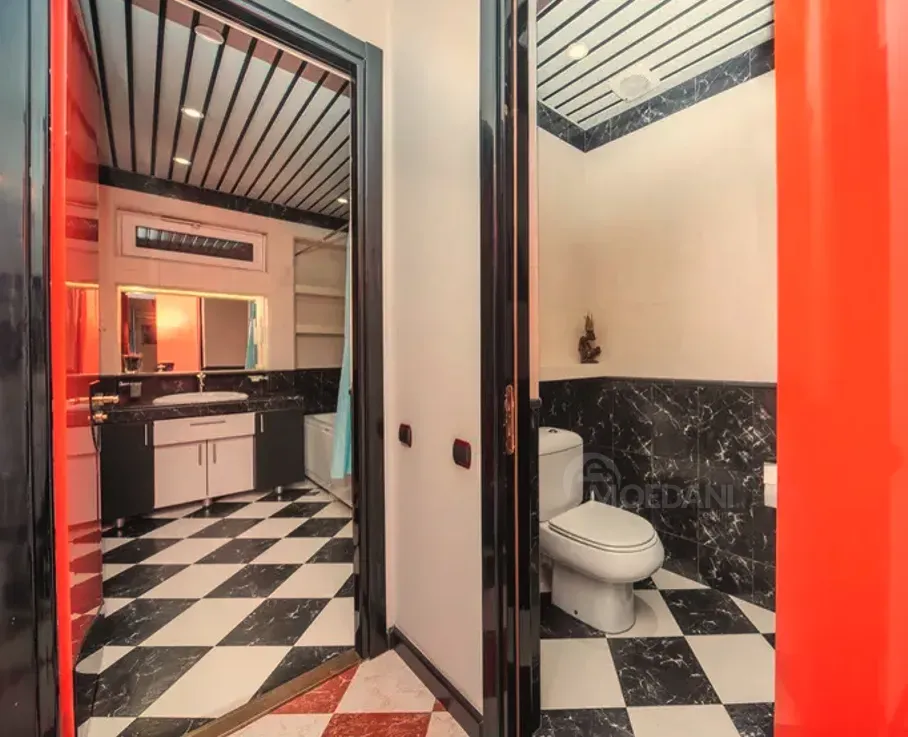 იყიდება 2 ოთახიანი ბინას 108მ² 5/5 სართ თბილისი - photo 4