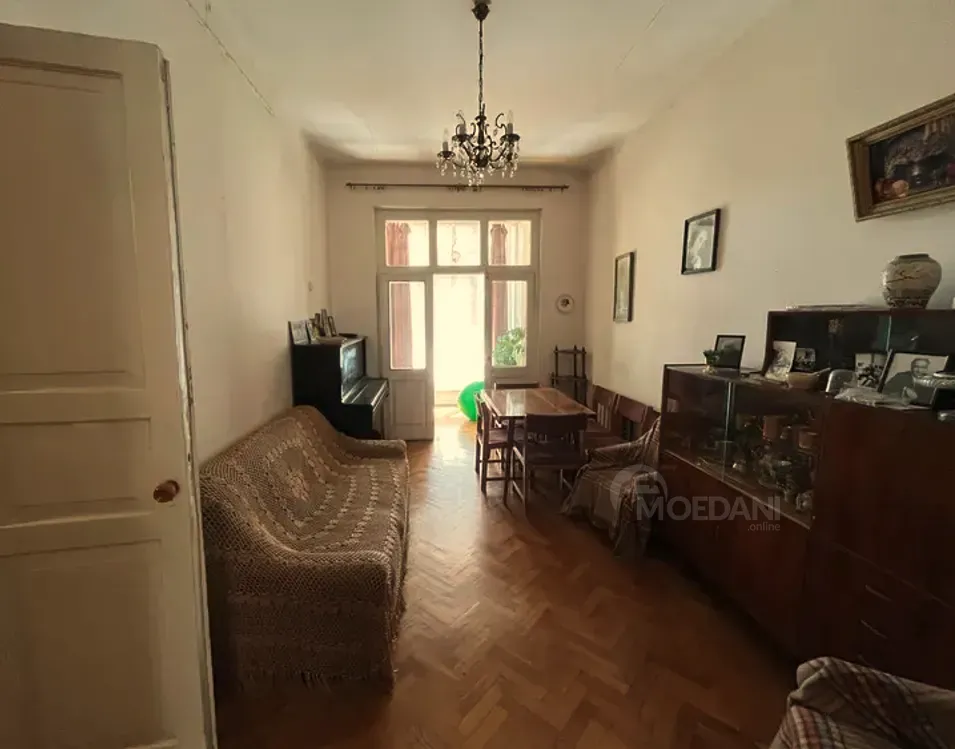 იყიდება 2 ოთახიანი ბინას 68მ² 3/5 სართ თბილისი - photo 9