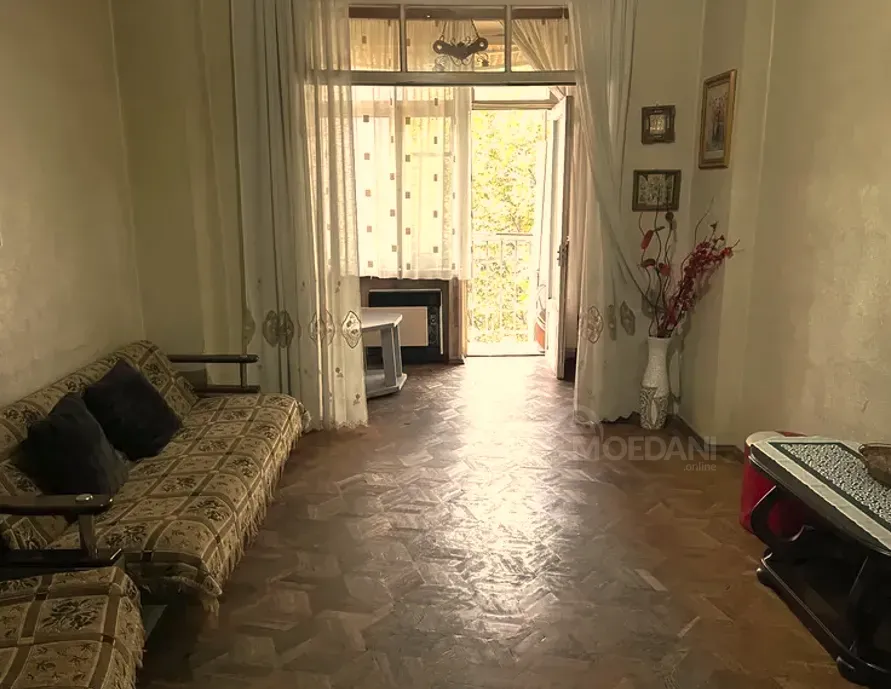 Продам 2-комн. квартиру 132м² 5/6 эт. Тбилиси - изображение 2