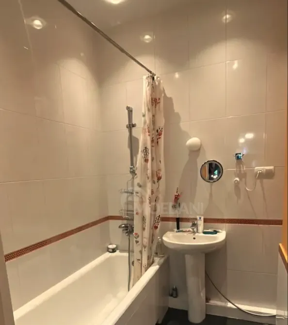 Продам 4-комн. квартиру 169.14м² 4/5 эт. Тбилиси - изображение 7