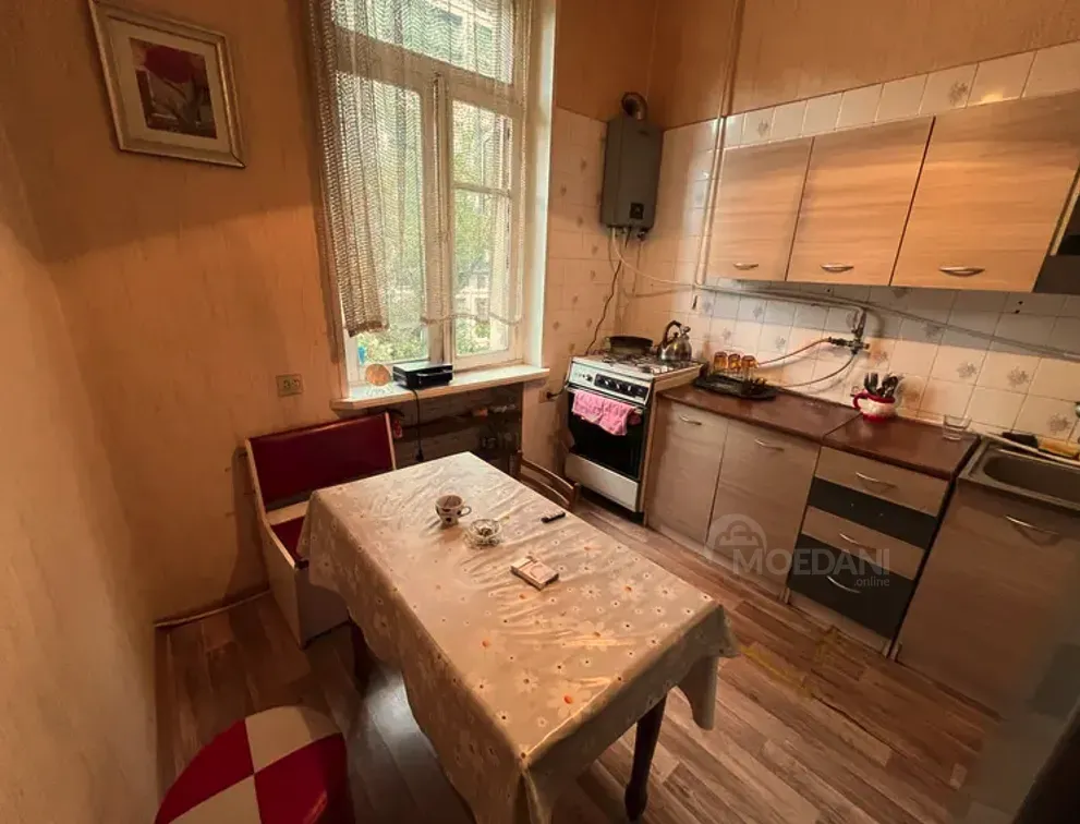 Продам 2-комн. квартиру 132м² 5/5 эт. Тбилиси - изображение 4