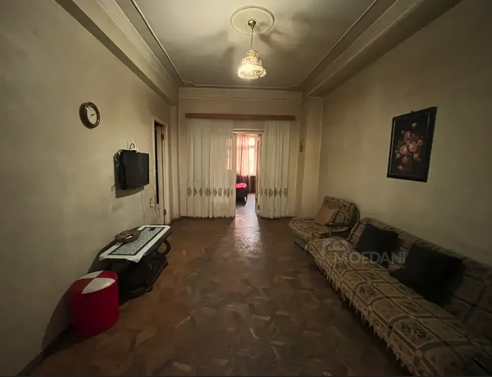 Продам 2-комн. квартиру 132м² 5/5 эт. Тбилиси - изображение 6