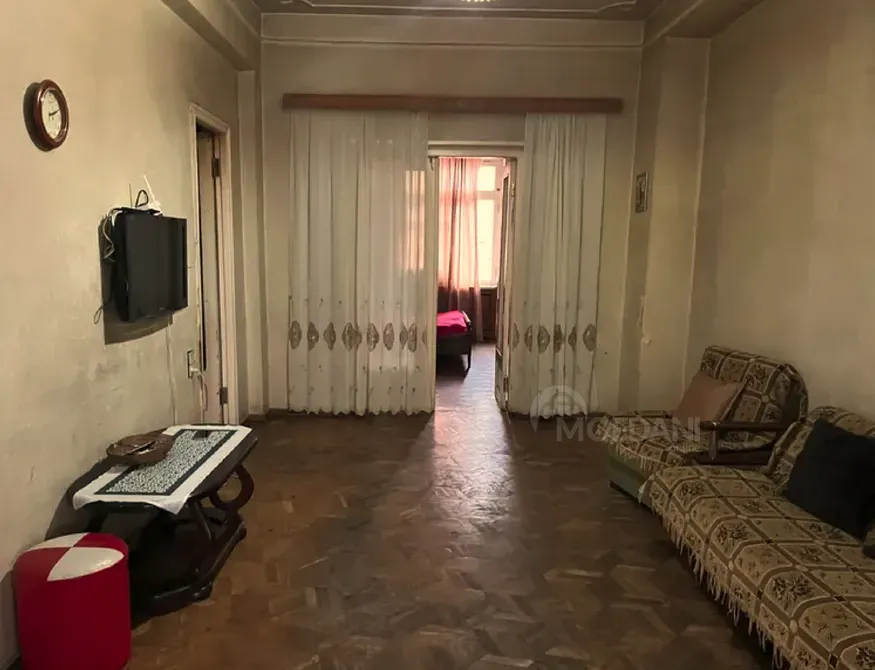 Продам 2-комн. квартиру 132м² 5/5 эт. Тбилиси - изображение 8