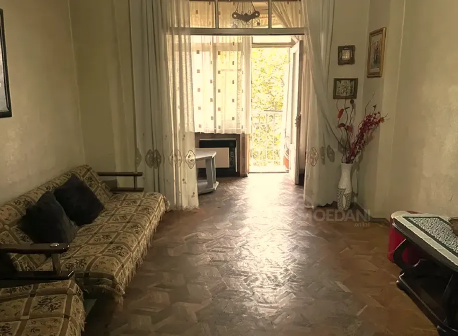 Продам 2-комн. квартиру 132м² 5/5 эт. Тбилиси - изображение 2