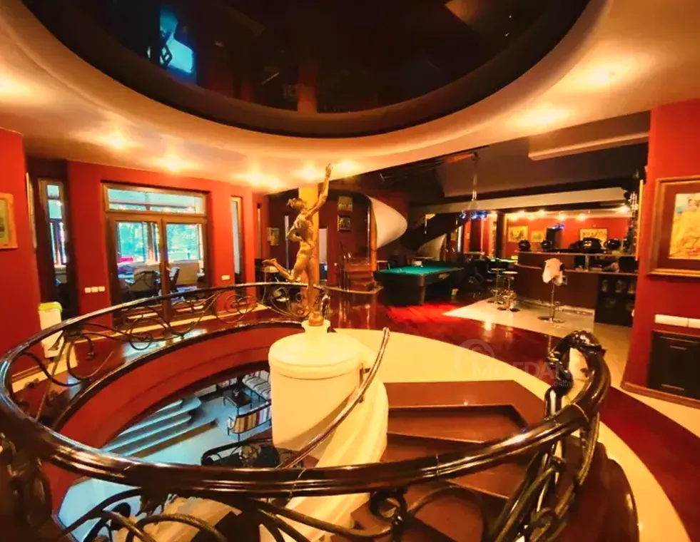 House for sale 800м² Tbilisi - photo 3