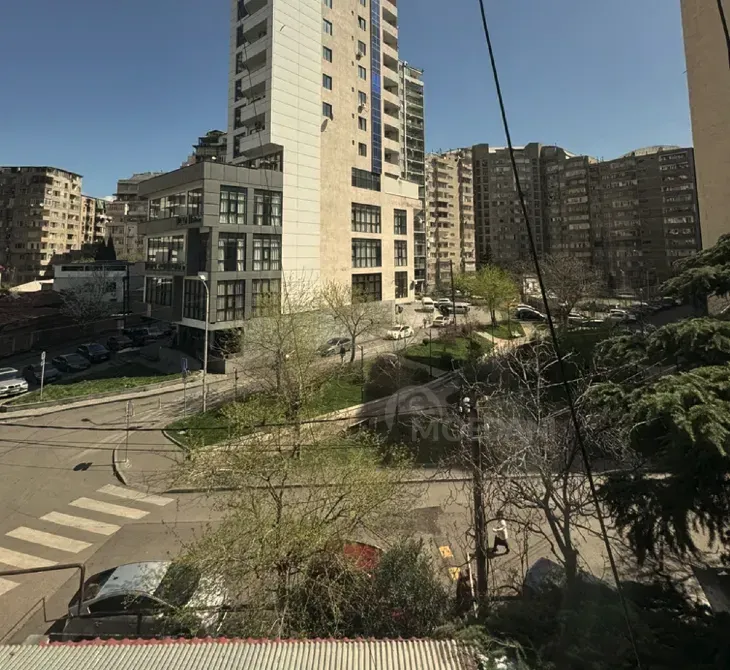 Продам 2-комн. квартиру 58м² 4/8 эт. Тбилиси - изображение 4