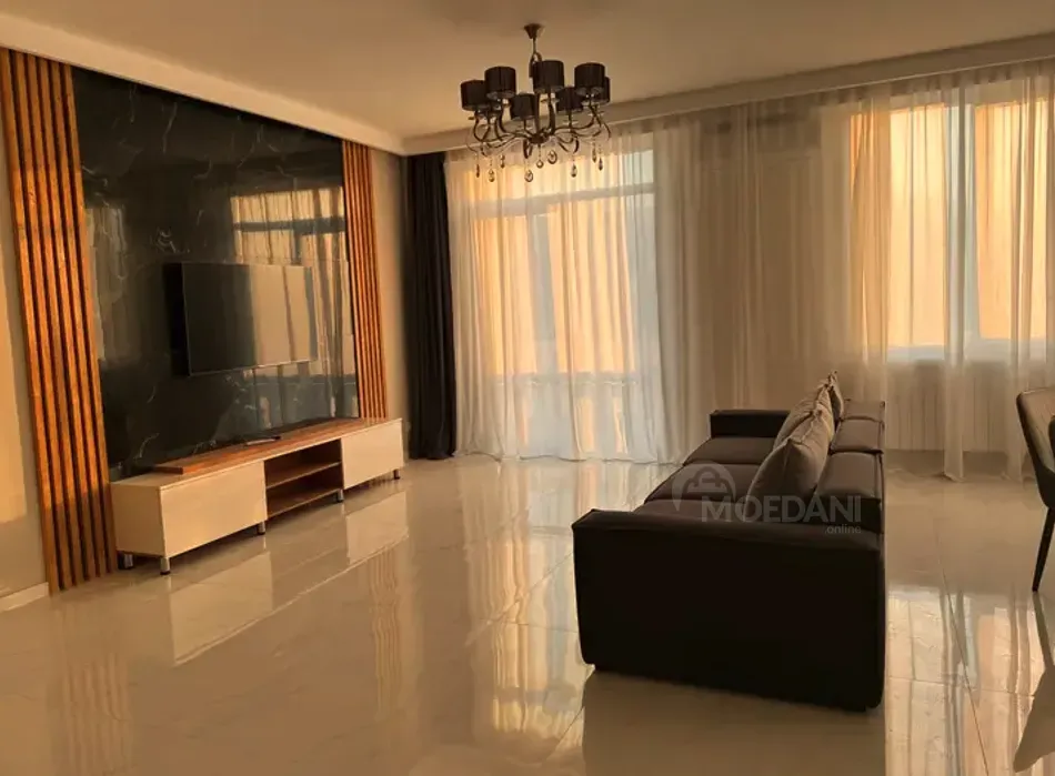 Сдам 3-комн. квартиру 170м² 18/18 эт. Тбилиси - изображение 1